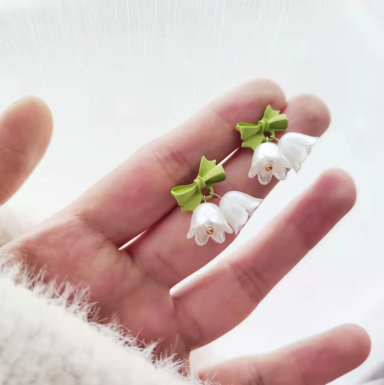 coadipress Tulip Flower Bow Knot Dangle Drop Earrings Dainty White Green Ribbon Stud Green Elegant Bell Floral Earrings